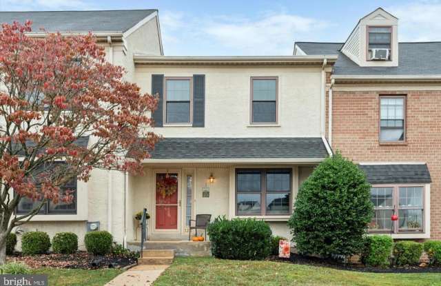 126 BRADBURY RD - 126 Bradbury Road, Brookhaven, PA 19015