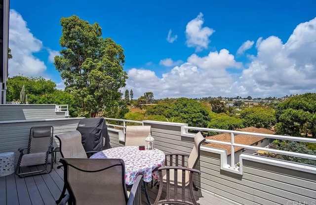 874 DEL MAR DOWNS RD Gallery 2