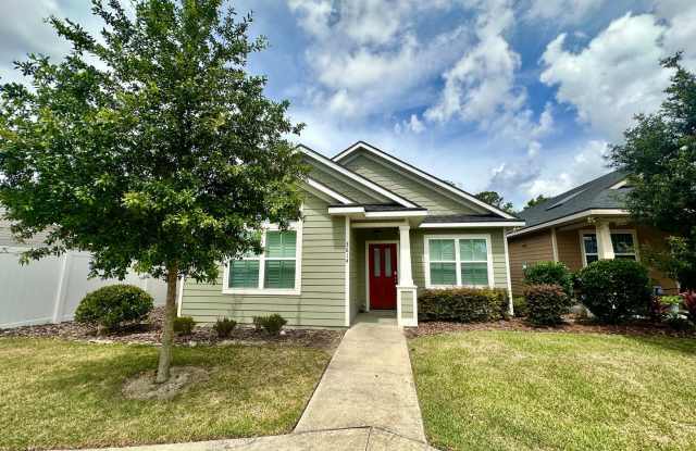 Modern Comfort in Fletcher Oaks – 3BR/2BA Home with Natural Light  Serene Views photos photos