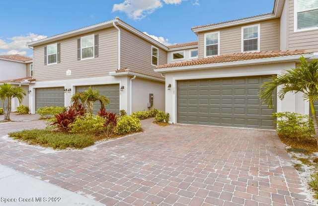 1470 Isabella Drive photos photos