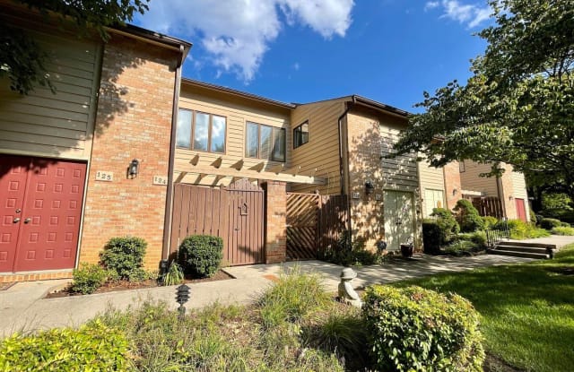 124 Windward Dr - 124 Windward Drive, Roanoke, VA 24015
