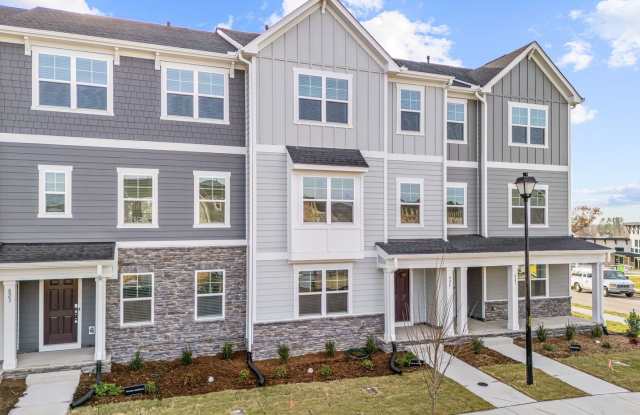 Gorgeous New Construction!  Updated Kitchen, SS Appliances, Open Floorplan, Garage, Pet Friendly! photos photos