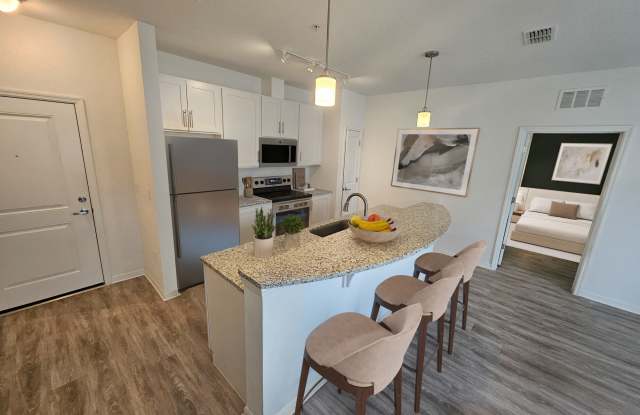 Lola Apartments Gallery 1