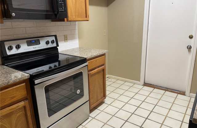 11214 Willowood Creek Drive Gallery 4