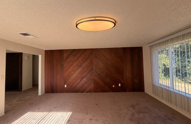 Pet-Friendly 3-Bed, 2-Bath Cutten Ranch-Style Home with Space to Spare! Gallery 3