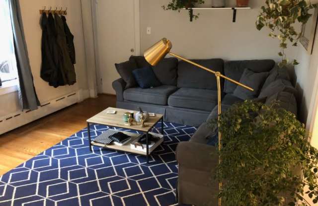 98 Lancaster A Gallery 4