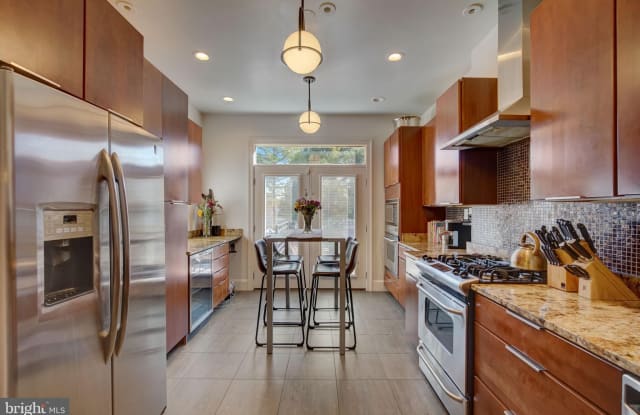 4509 15TH STREET NW - 4509 15th Street Northwest, Washington, DC 20011