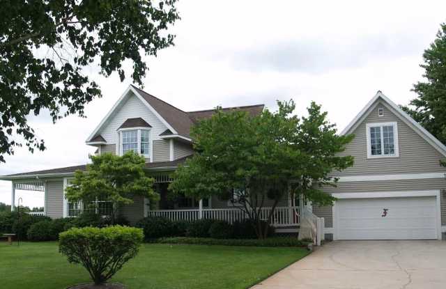 2051 E Ellis Rd - 2051 East Ellis Road, Muskegon County, MI 49444