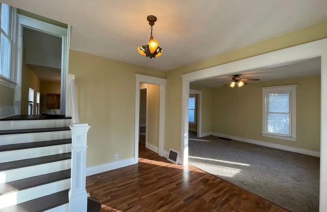 4BR/2BA Single-Family Home Next to Washington Park photos photos