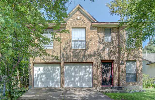 Move-In Ready Cherry Creek 4 Bedroom, 2.5 Bath! photos photos