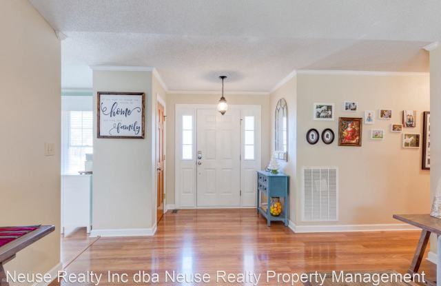 6324 Albatross Drive Gallery 3