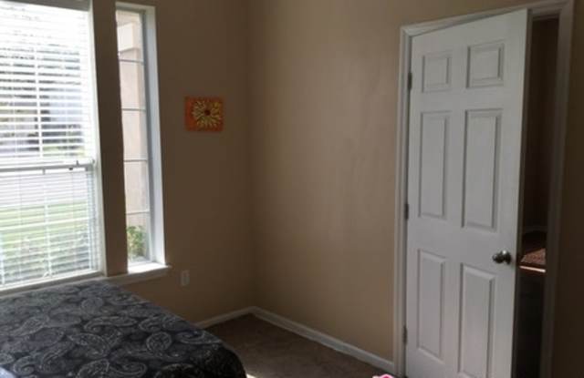 8397 Candlewood Cove Trl Gallery 3