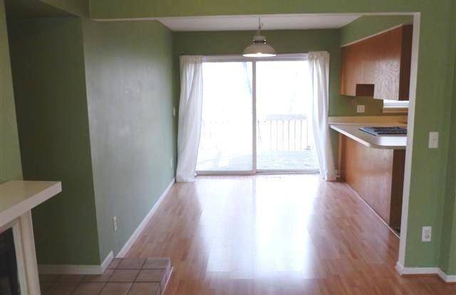 105 Tulip Tree Court Gallery 4