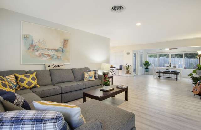 466 Tequesta Drive Gallery 2