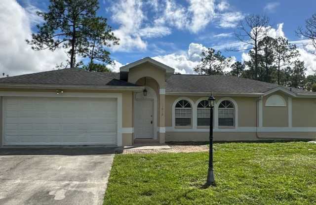 4 Bedroom Single Family Home!! Coming Soon!!! Gallery 1