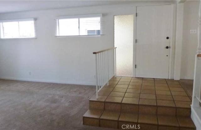 21721 Ocean Avenue Gallery 4