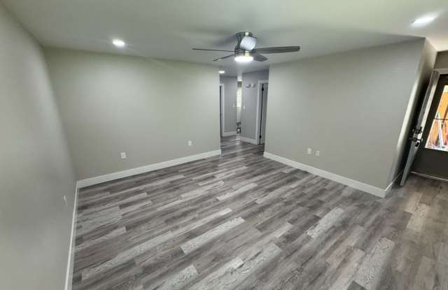 2 Bed 1 Bath in Rossville w/ Huge Storage Building! $250 off first month rent! Leasing Specials Available! Gallery 4