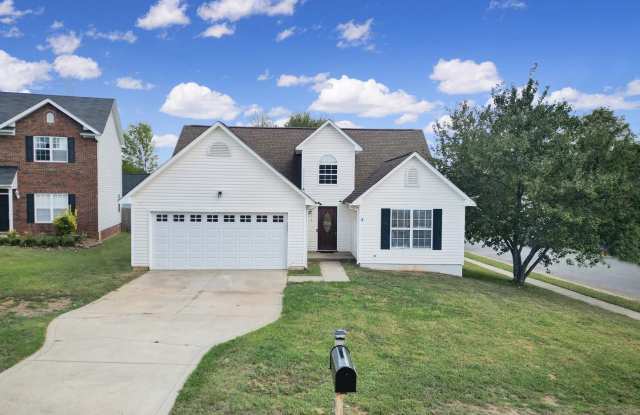 Lovely 3 Bed 2 Bath Home in Indian Trail on a Corner Lot! photos photos