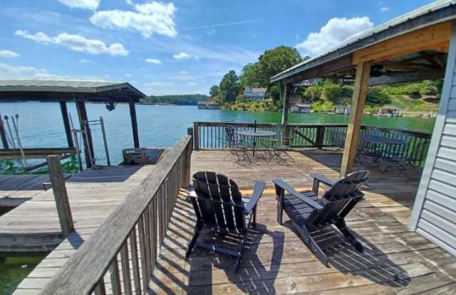 1037 Contentment Lane photos photos