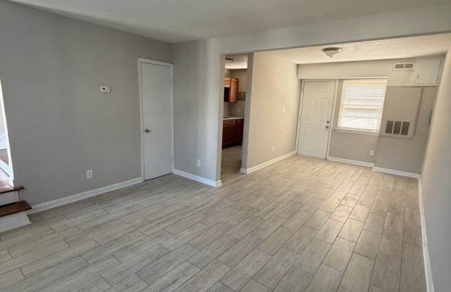 Spacious 2bedroom Townhome photos photos Spacious 2bedroom Townhome photos photos