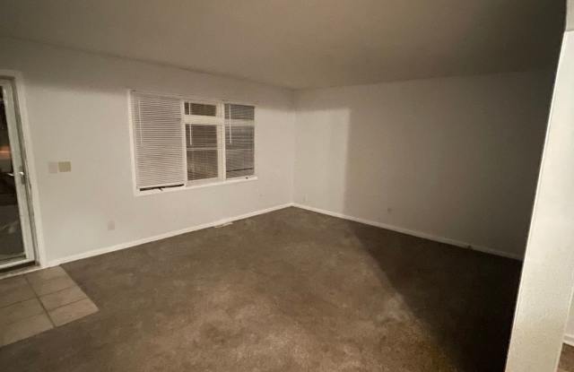 Rent ready! - 346 East 250th Street, Euclid, OH 44123