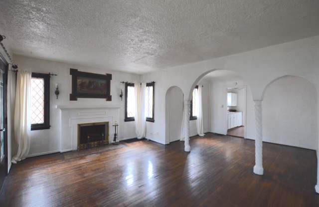 35 East 36th Street Gallery 2
