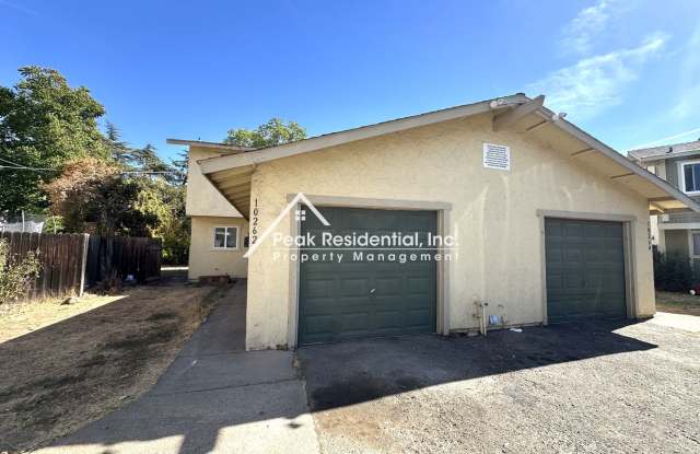 Updated 3bd/1.5ba Rancho Cordova Duplex - 10262 Mills Station Road, Rancho Cordova, CA 95670