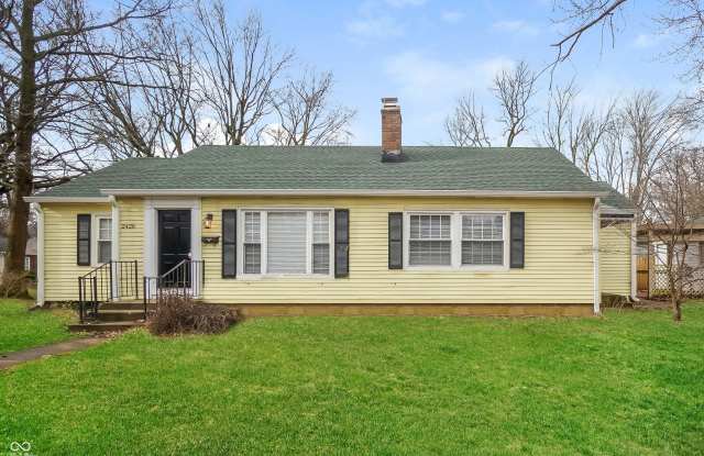 2426 E Northgate Street photos photos
