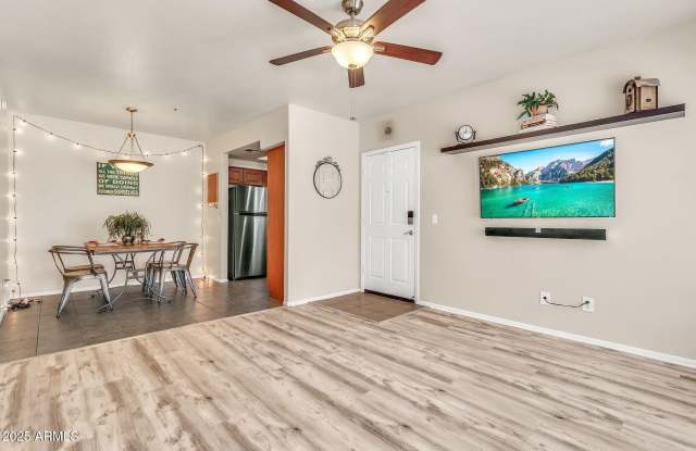 7008 E GOLD DUST Avenue photos photos
