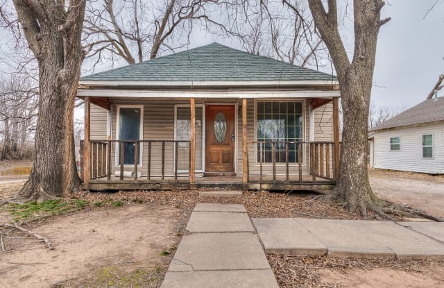 118 South Miles Avenue photos photos