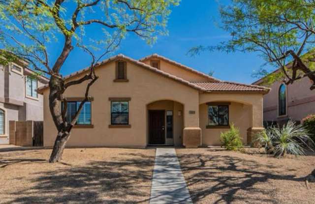Lovely 3-bed / 2-bath in Gilbert’s San Tan Ranch photos photos