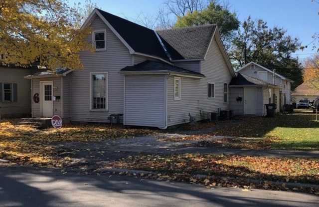 613 College Dr, Apt C photos photos