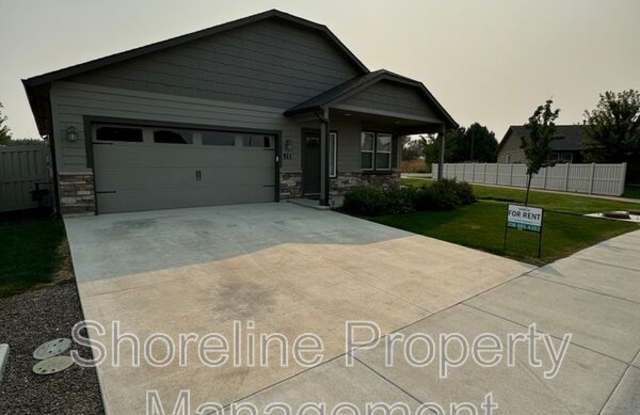 511 Diamond Lake Street photos photos