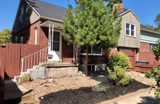 879 Logan Avenue South - 879 E Logan Ave, Salt Lake City, UT 84105