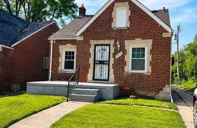 15596 Eastwood Street photos photos