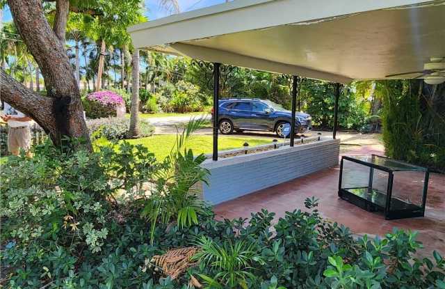2917 NE 3rd Ave - 2917 Northeast 3rd Avenue, Wilton Manors, FL 33334