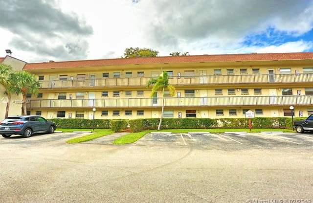 1801 NW 75th Ave - 1801 75th Avenue North, St. Petersburg, FL 33702