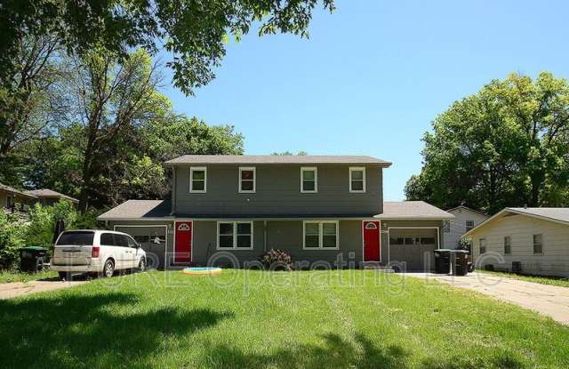 7709 North Ridge Dr - 7709 Northridge Drive, Omaha, NE 68112