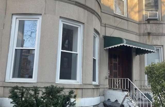 5 East 10th Street photos photos