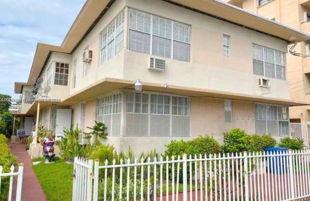 6860 Abbott Ave photos photos