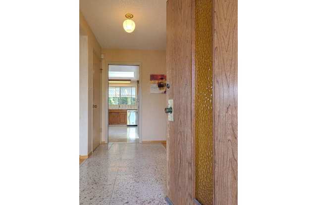 1391 Madera WAY Gallery 2
