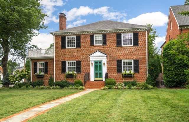 4416 Bromley Lane unit: 2 photos photos