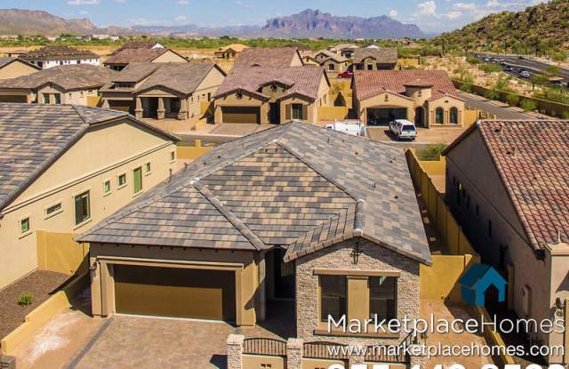 2053 N Red Cliff - 2053 N Red Clf, Mesa, AZ 85207