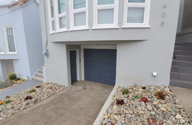 Newly Renovated 800 Sq Ft 2BR/1BA Garden-Level Unit in Parkside with Private Entrance & Backyard Access Gallery 1