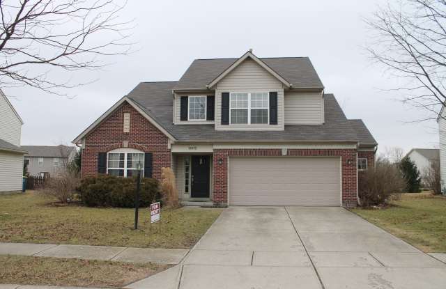 Huge 4 Bedroom 2.5 Bath with Sun room in Carmel - 12673 Stanwich Place, Carmel, IN 46033