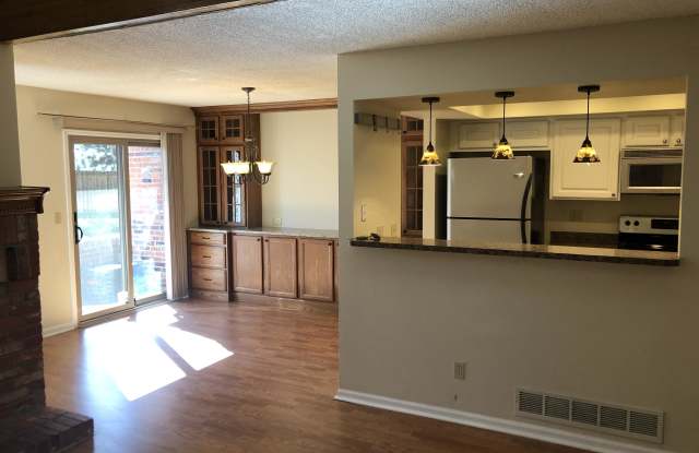 4210 S. Grandy Way, Unit #B Gallery 2