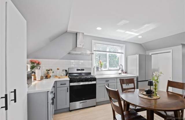 3912 Liberty Avenue 3 photos photos