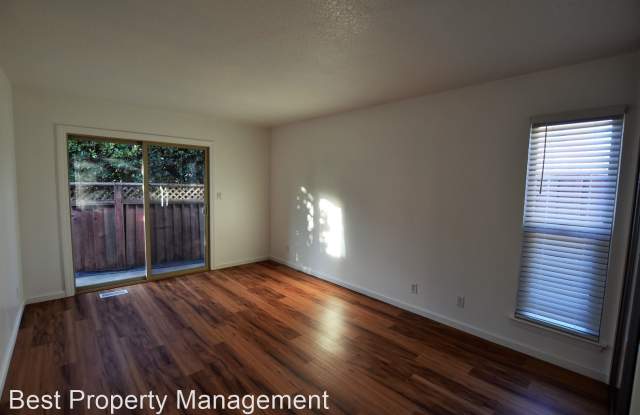 5551 Guadalupe Ct. Gallery 2