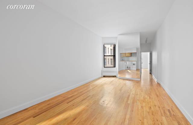 20 East 88th Street Gallery 2