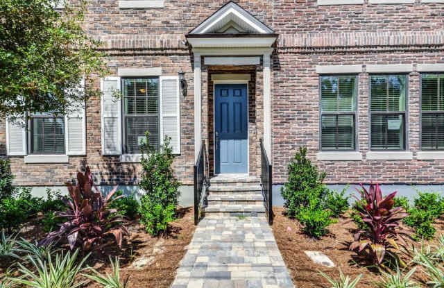 Harbor View Townhome Gallery 1